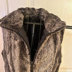 Women's Faux Fur Vest in Gray and Black